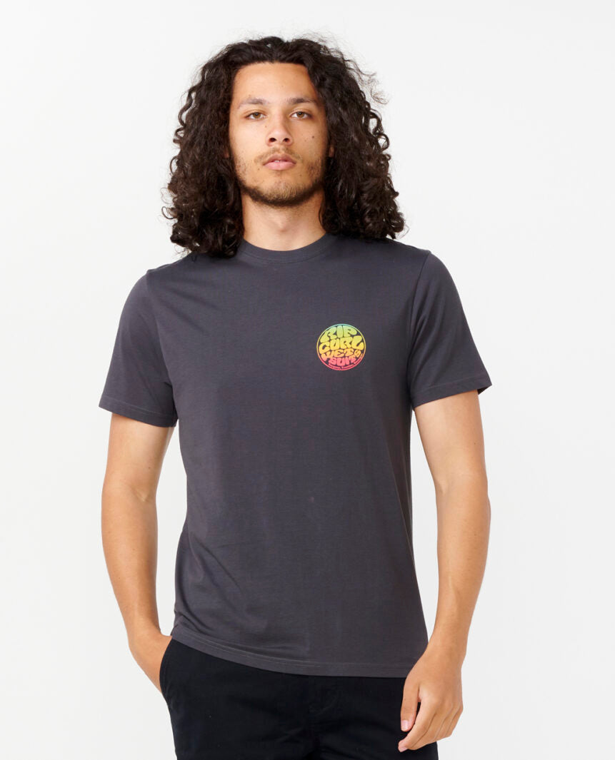 RIP CURL | WETSUIT ICON TEE | חולצה קצרה גברים וויבז מ.ס בע"מ