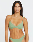 VOLCOM | SIMPLY SEAMLESS DEMI UWIRE | בגד ים נשים חלק עליון VOLCOM