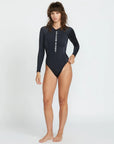 VOLCOM | SIMPLY SURF | בגד ים סימפלי סרף נשים שרוול ארוך VOLCOM