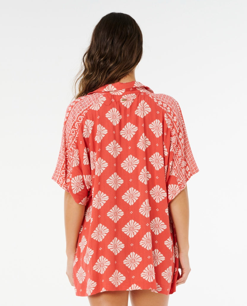 RIP CURL | VENTURA VISCOSE S/S SHIRT | חולצה מכופתרת קצרה נשים וויבז מ.ס בע"מ