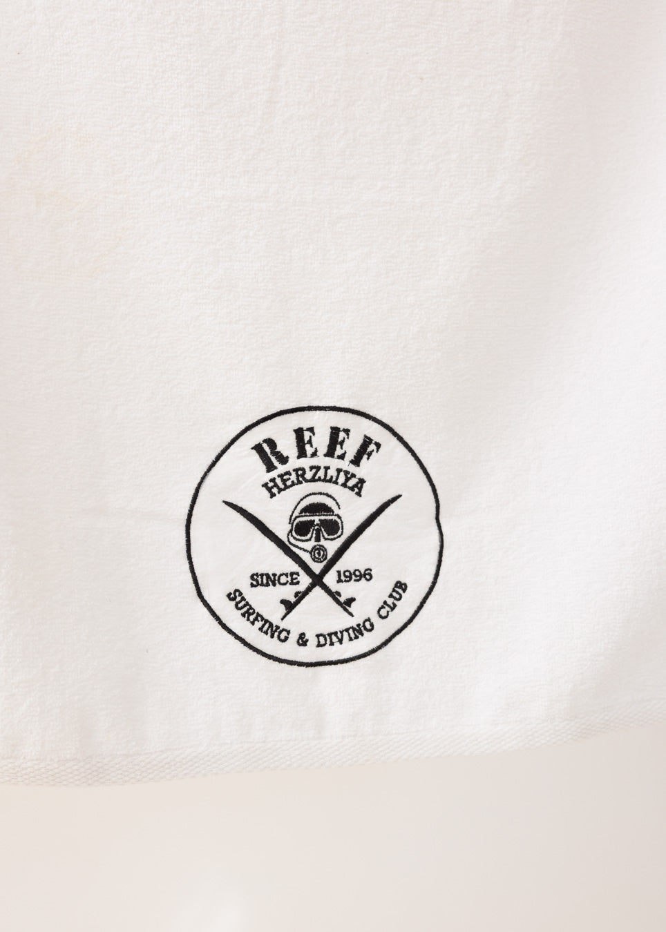 מגבת ריף רקמה לבן Reef Shop