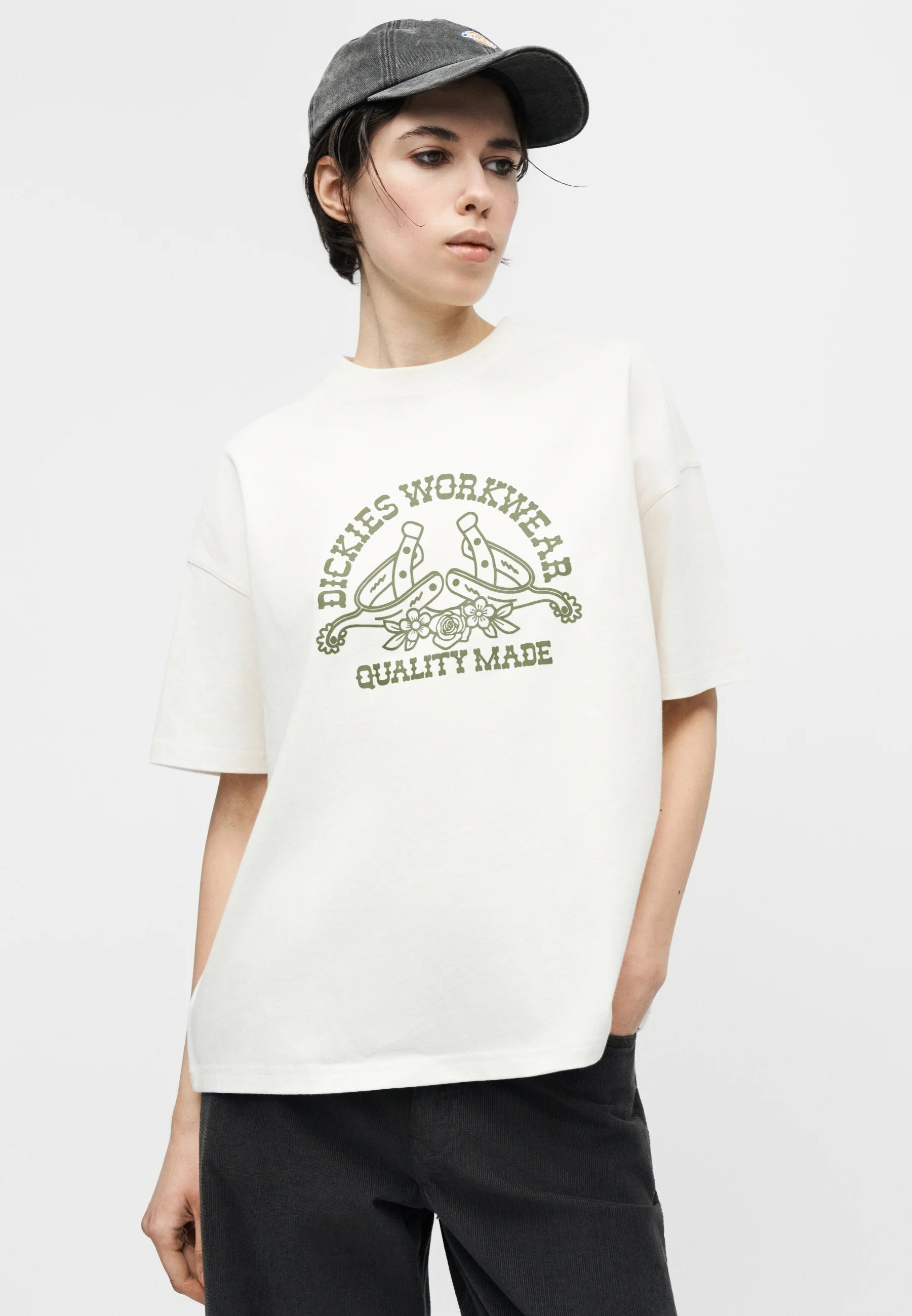 DICKIES | BETTSVILLE SS TEE W | חולצה קצרה נשים וי .אפ ישראל (אפראל) בע"מ