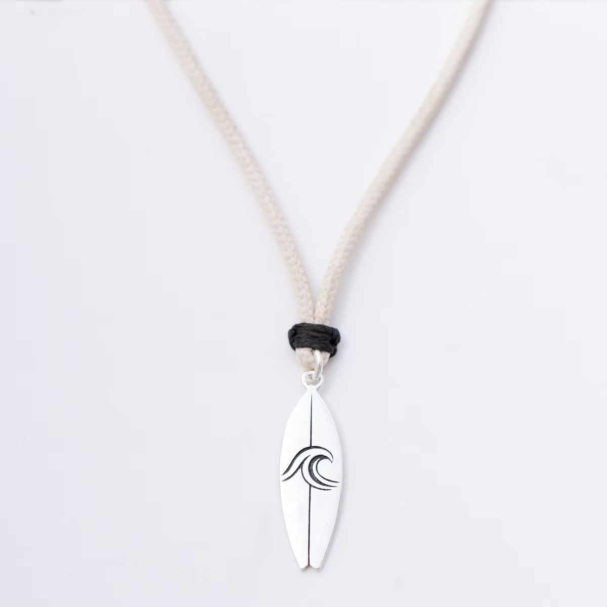 Mai.Dan | שרשרת חוט עבה ותליון Mai.Dan