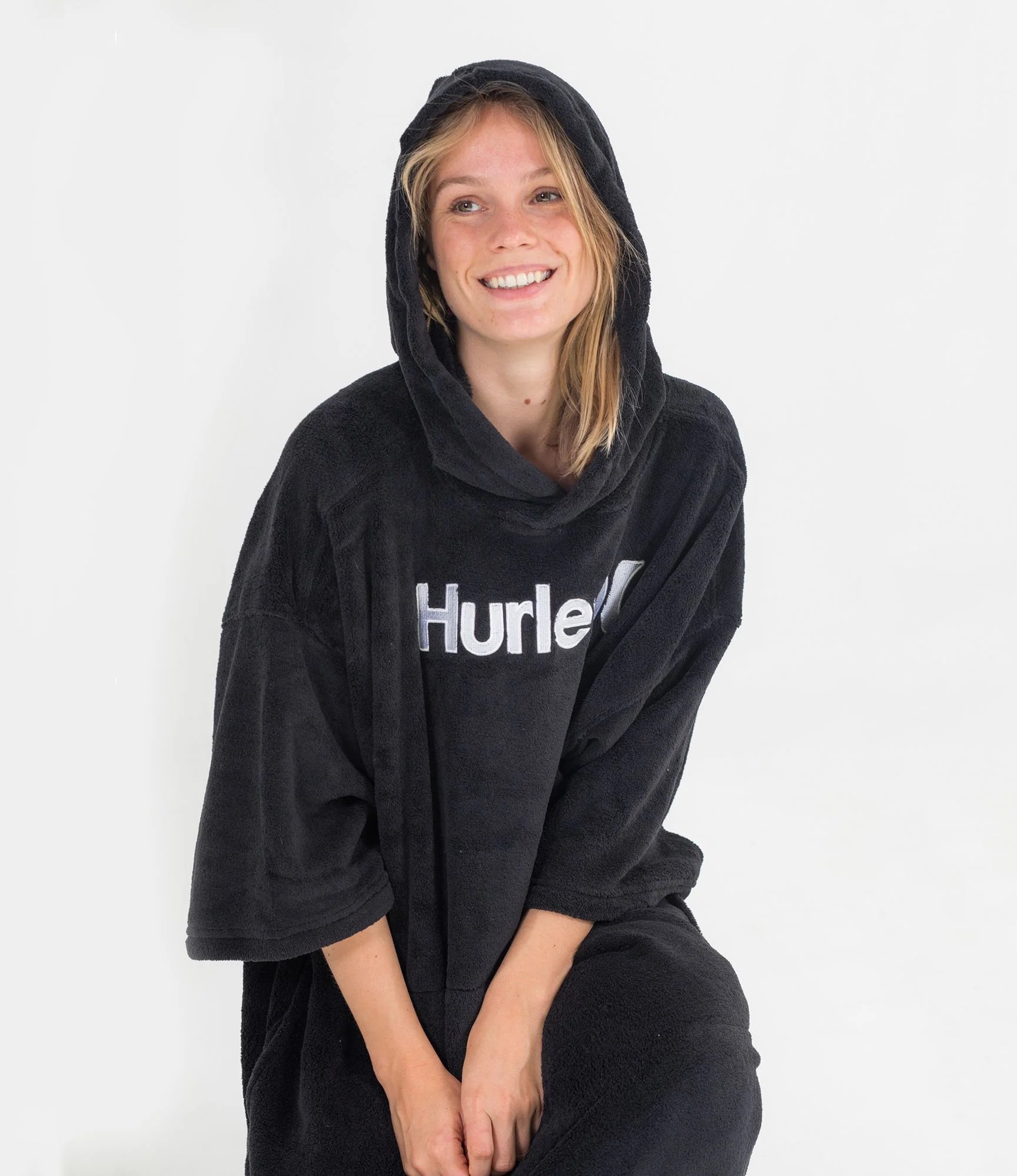 HURLEY | M ONE&amp;ONLY PONCHO | פונצ'ו