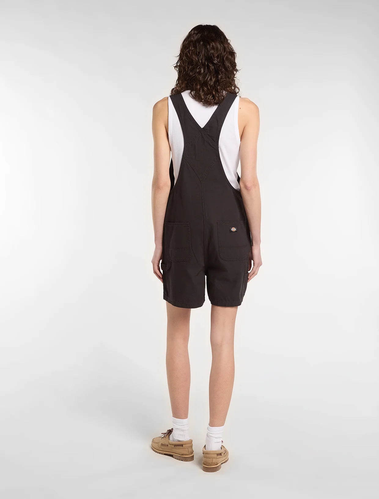 DICKIES | LIGHTWEIGHT CANVAS SHORT BIB W | אוברול קצר נשים וי .אפ ישראל (אפראל) בע"מ