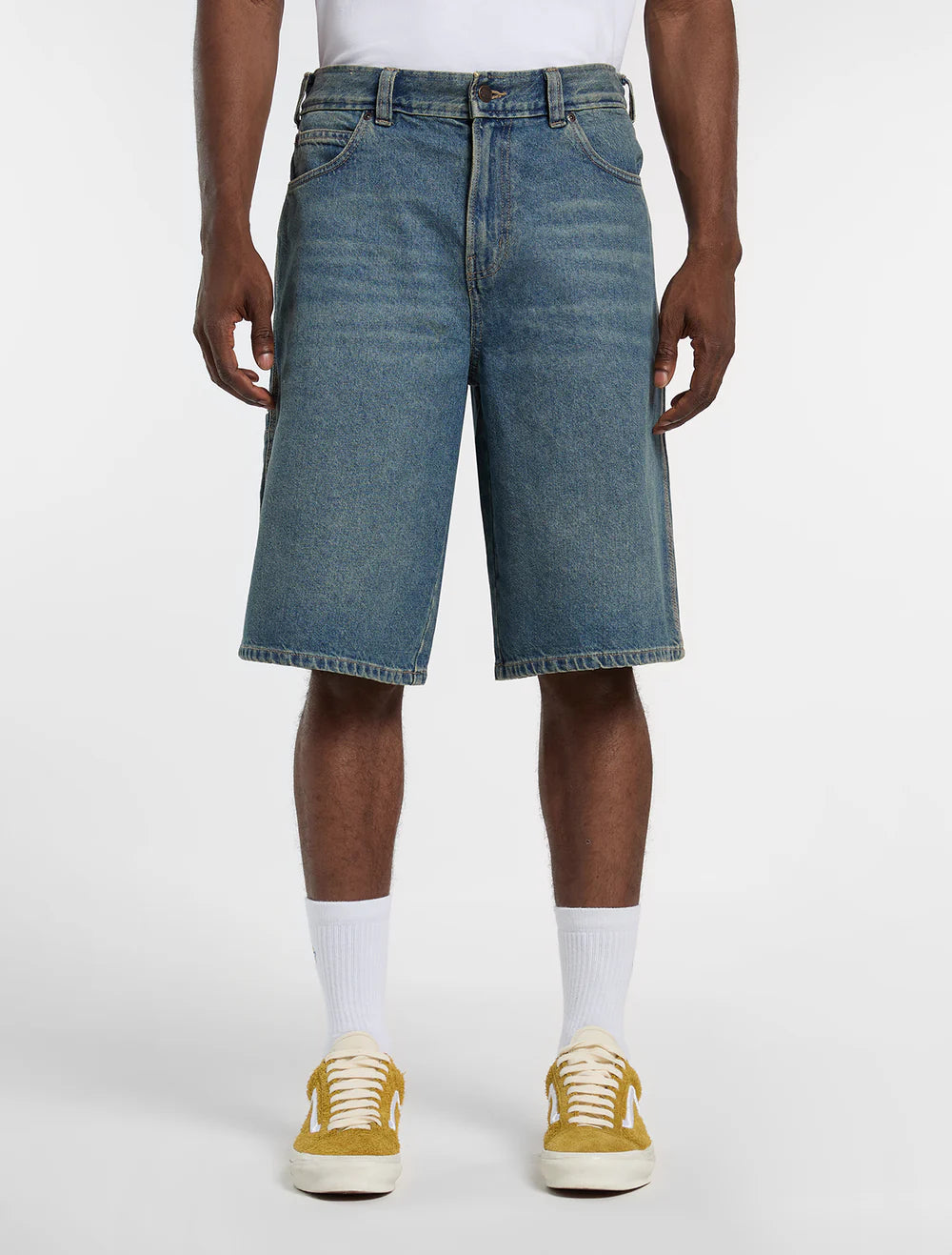 DICKIES | 958 13 INCH LOOSE SHORT JEANS | מכנס ג'ינס גברים וי .אפ ישראל (אפראל) בע"מ