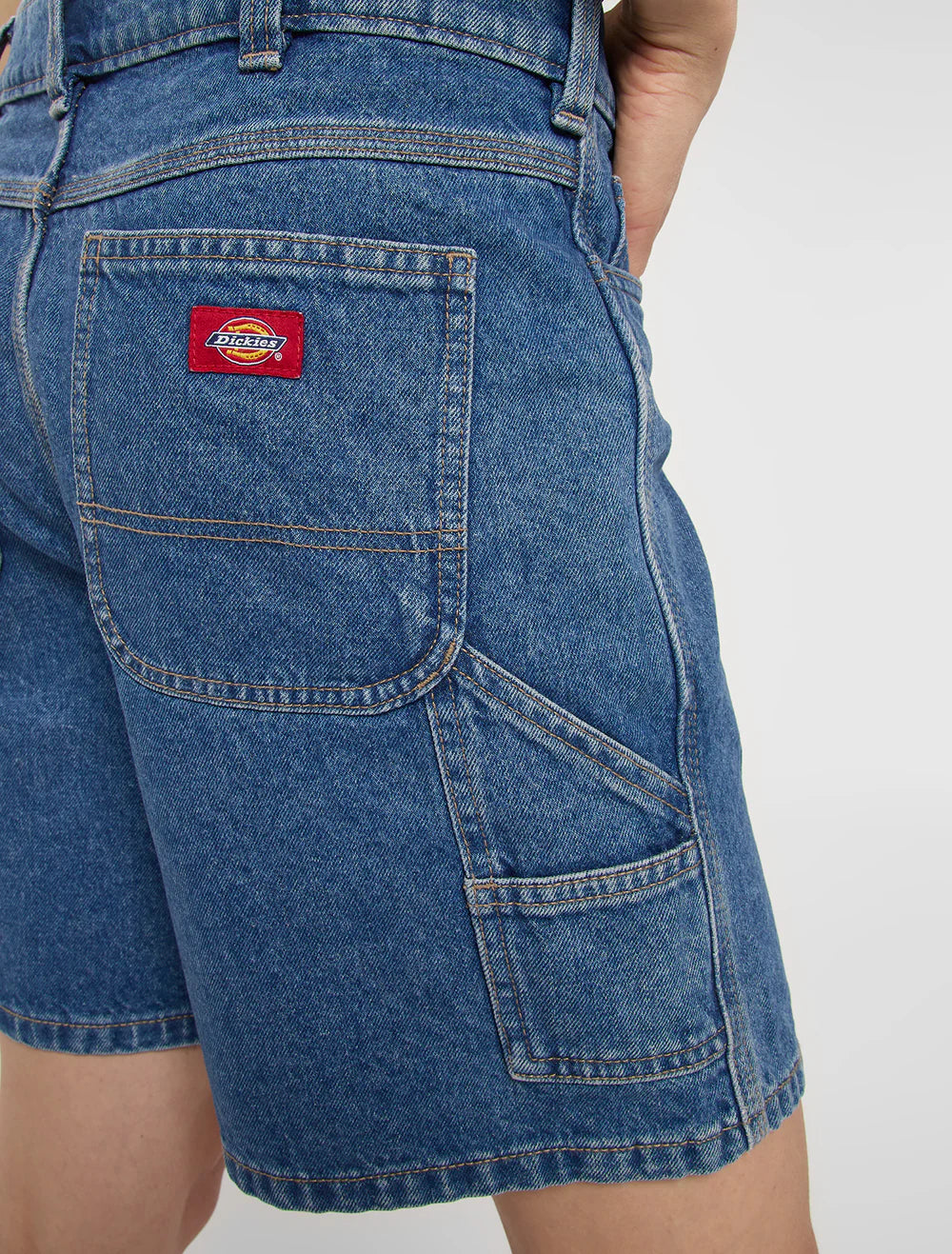 DICKIES | 993 7 INCH CARPENTER SHORT JEANS W | מכנס קצר נשים וי .אפ ישראל (אפראל) בע"מ