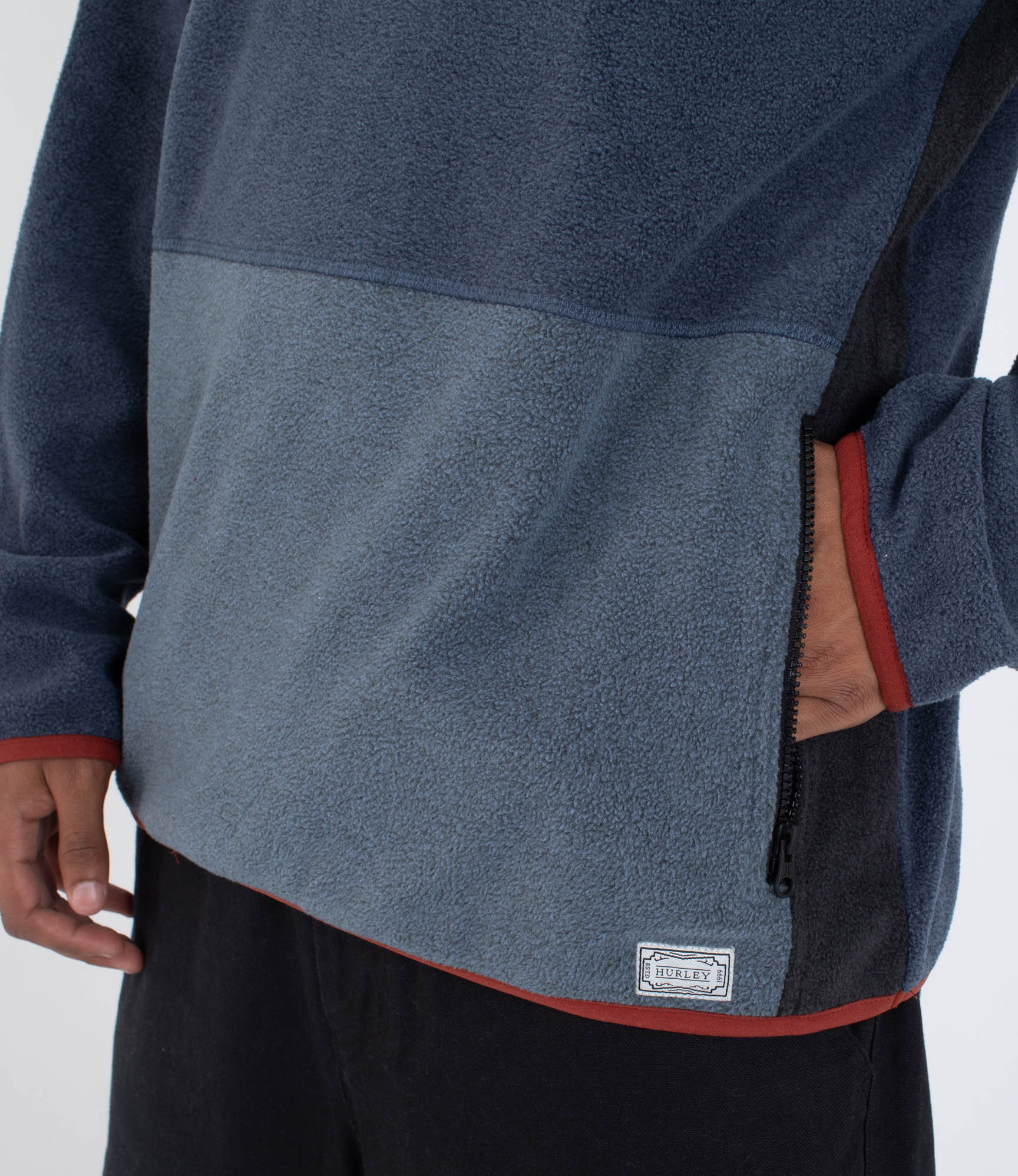 HURLEY | BLOCKED WINDCHILL MOCKNECK | פליז גברים הארלי 911
