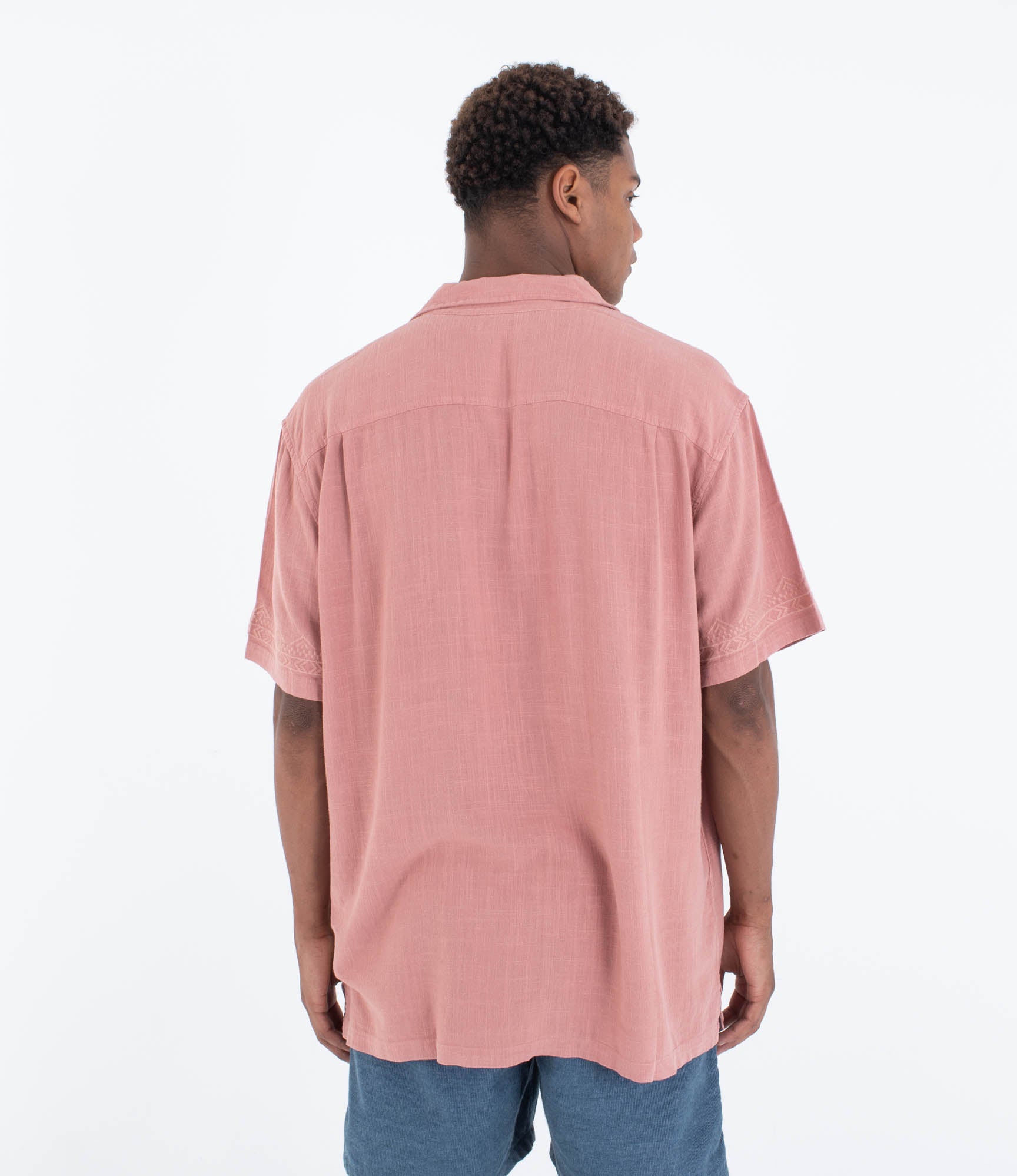 HURLEY | LAGUNA CAMP EMBROIDERED SS  | חולצה מכופתרת קצרה