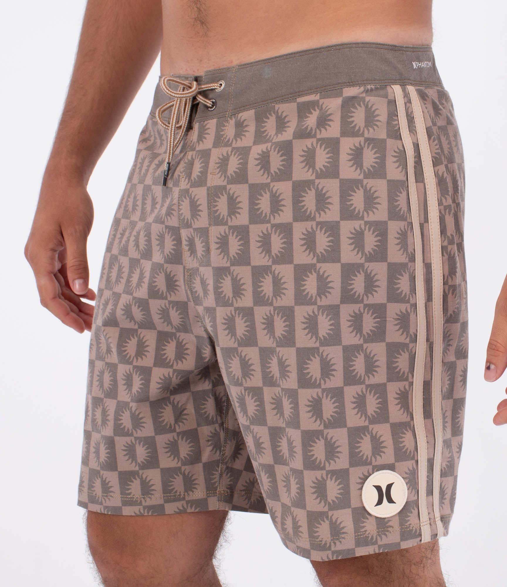 HURLEY |PHANTOM NATURALS TAILGATE 18 BROWN | מכנס גלישה בגד ים 911