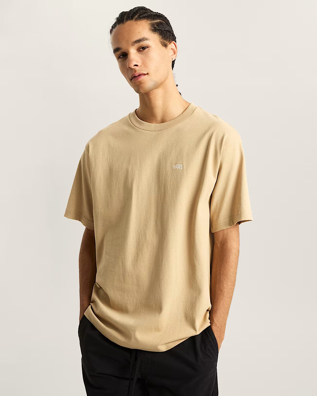 VANS | LEFT CHEST II LOOSE SS | חולצה קצרה גברים וי .אפ ישראל (אפראל) בע"מ