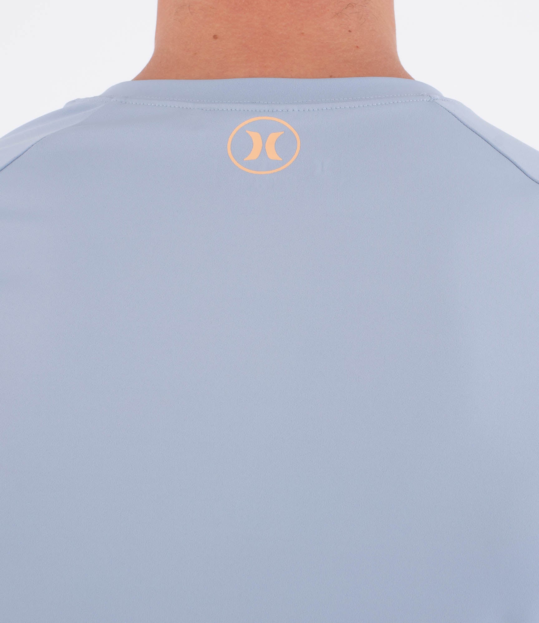 HURLEY | RASH SLIM FIT BOX LS | חולצת לייקרה תכלת 911