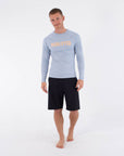 HURLEY | RASH SLIM FIT BOX LS | חולצת לייקרה תכלת 911