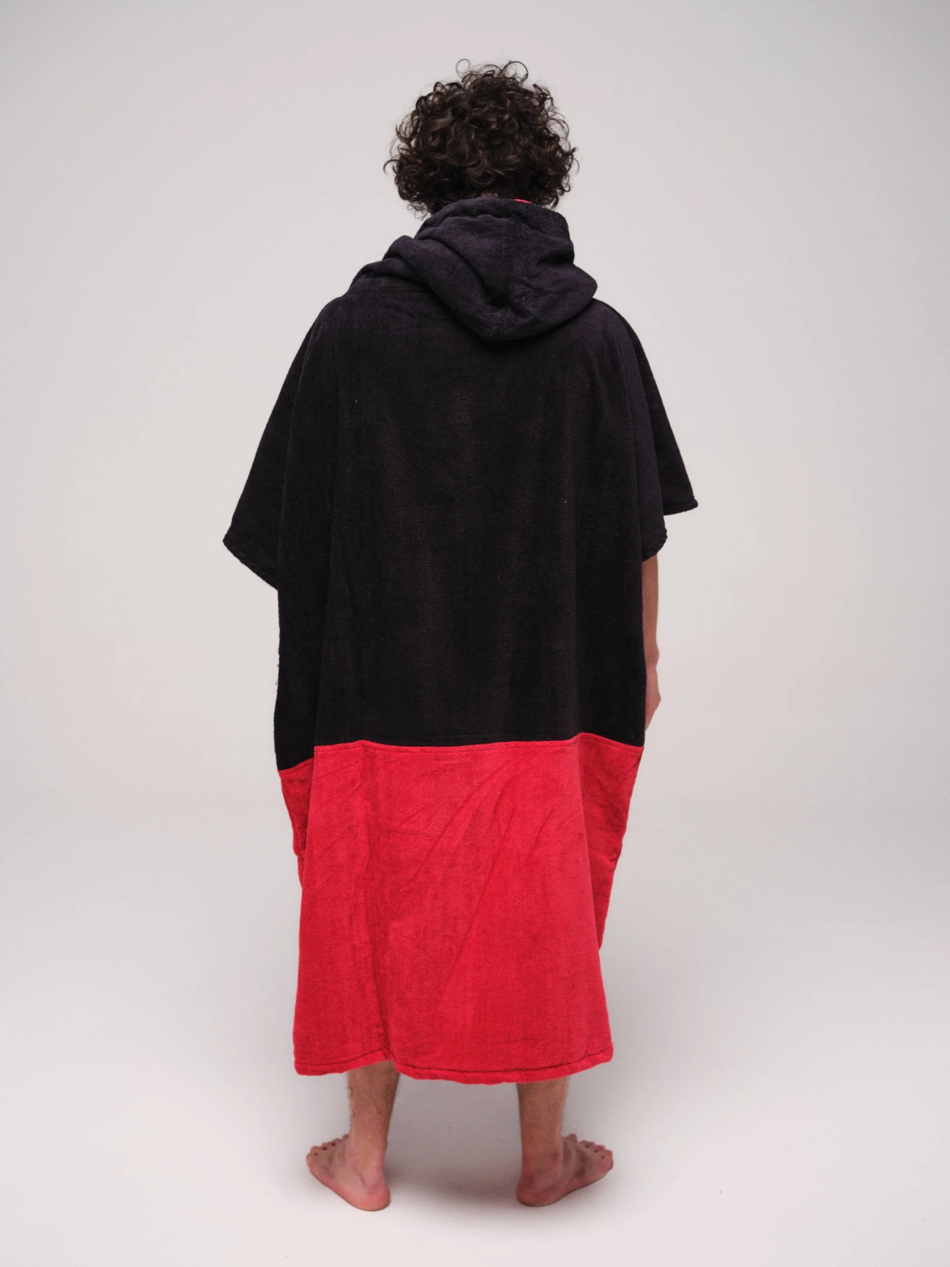 ALL IN | PONCHO | פונצ'ו S-XL X pass