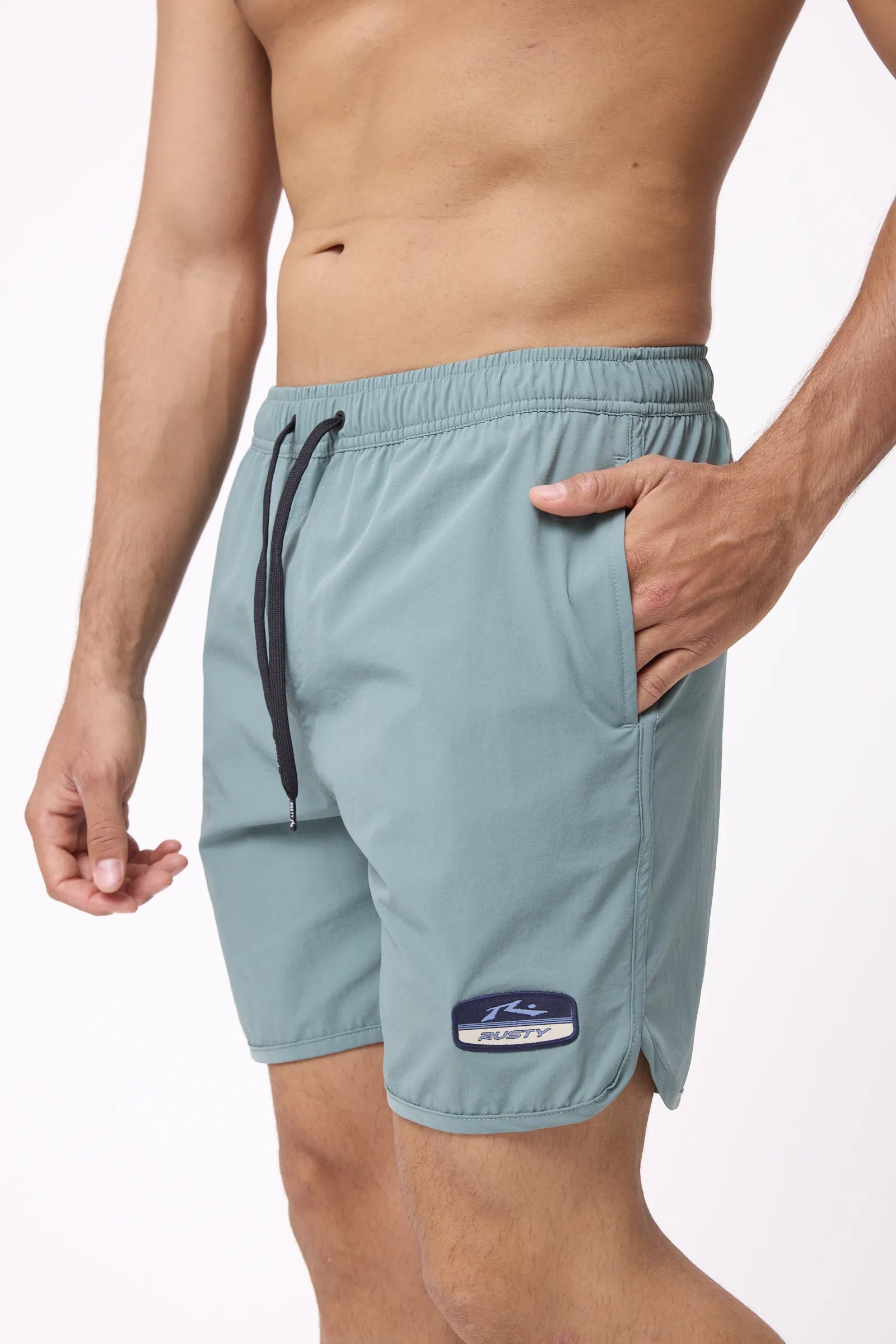 RUSTY | SHORT QUIJOTE VERDE | מכנס ספורט ובגד ים אוריונקה