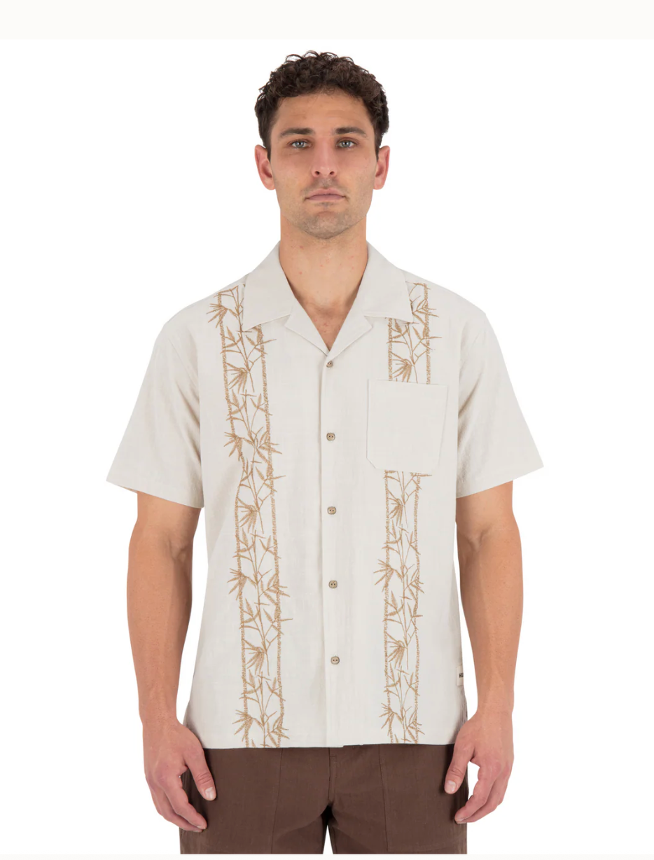 HURLEY | MUSCLE TANKSANO CAMP EMBROIDERED SS | חולצה מכופתרת קצרה 911