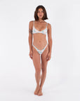 HURLEY | SCOOP CROP TOP PRINT | בגד ים נשים חלק עליון 911
