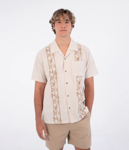 HURLEY | MUSCLE TANKSANO CAMP EMBROIDERED SS | חולצה מכופתרת קצרה 911