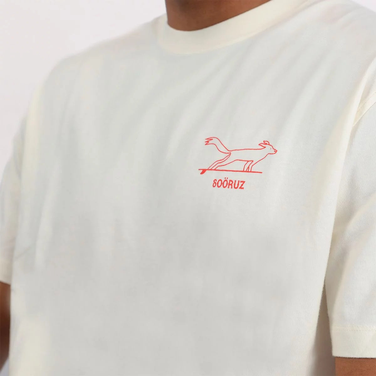 SOORUZ | COYOTE OFF WHITE | חולצה קצרה