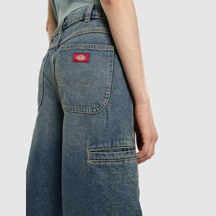 DICKIES | 957 13 INCH DENIM SHORT W | מכנס קצר נשים וי .אפ ישראל (אפראל) בע"מ